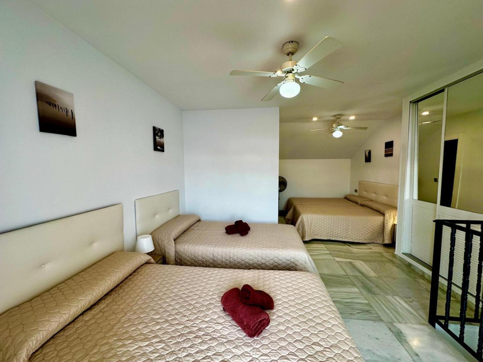 Apartamentos Las Rosas De Capistrano ネルハ エクステリア 写真